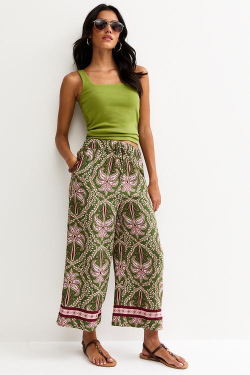 Bobby plam crop honor trouser - green