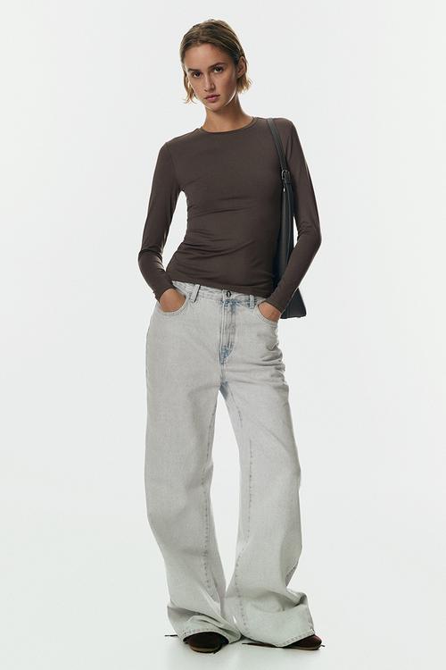 Long-sleeved microfibre top - dark greige