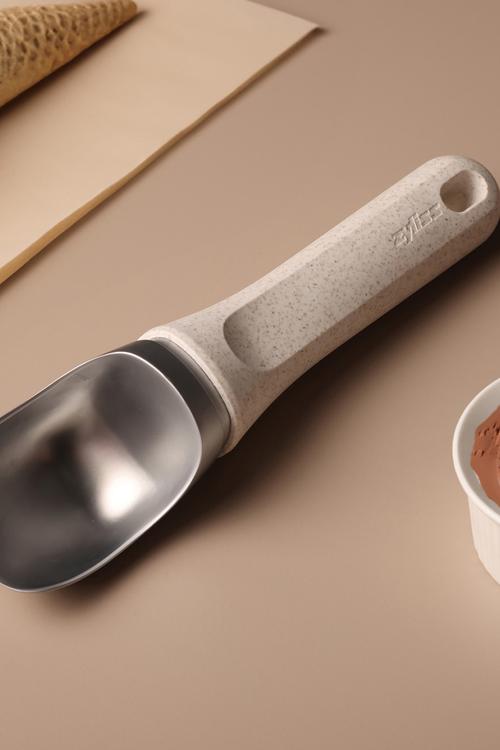 Zyliss Ice Cream Scoop - white speckle