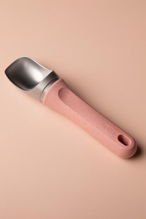 Zyliss Ice Cream Scoop - pink
