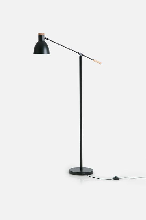 Stark floor lamp
