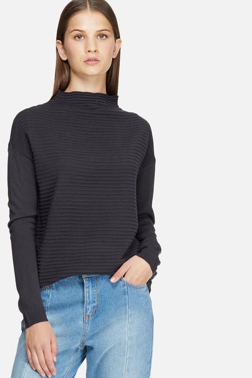 Daylight sweater