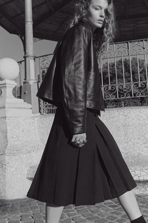 Pleated skirt - navy blue