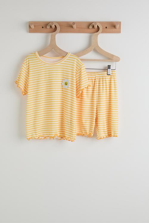 Lettuce hem tee & shorts - yellow stripes