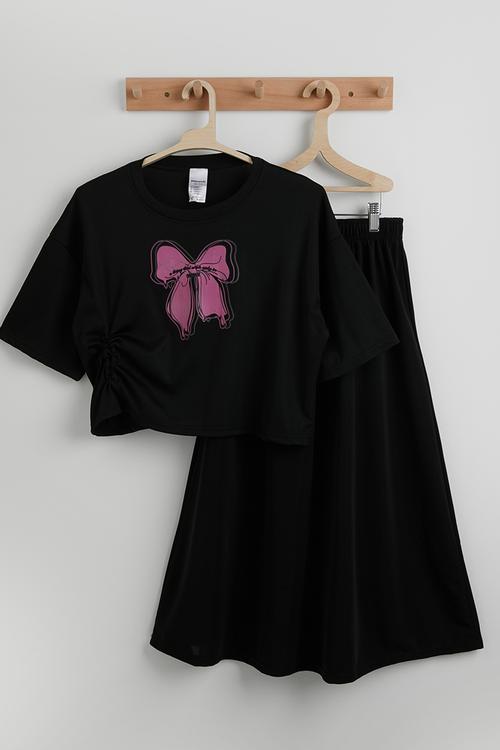 Bow graphic tee with maxi skirt - black