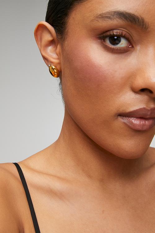Modern bold earrings  - gold