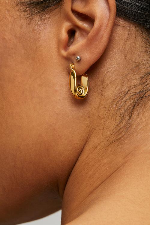 Funky hoop earrings - gold
