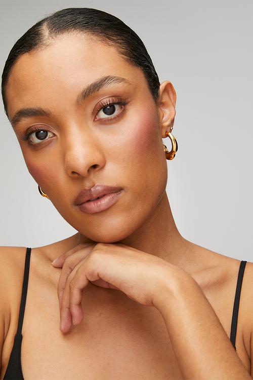 Stylish organic hoop earrings  - gold