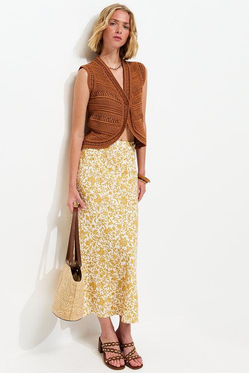 Linen Blend Floral Bias Cut Midi Skirt - Yellow 