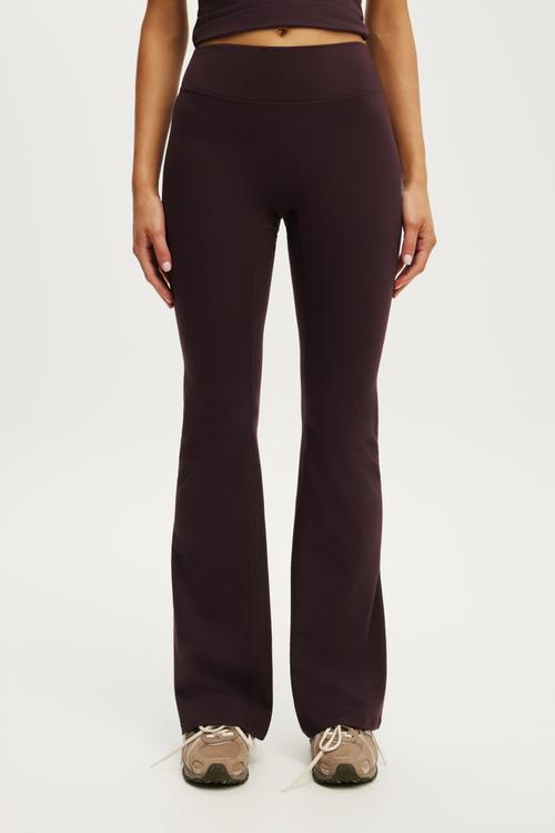Ultra Soft Contour Flare - Italian Plum