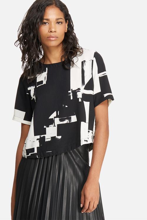 Max graphic top