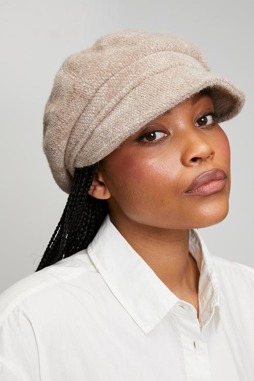 Coral Fluffy Baker Boy Hat - Beige