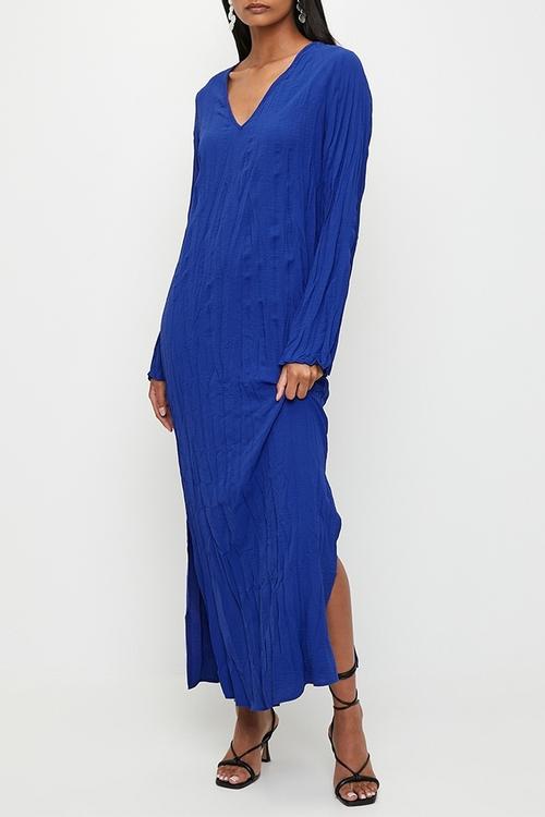 Crushed column dress with slits - blue