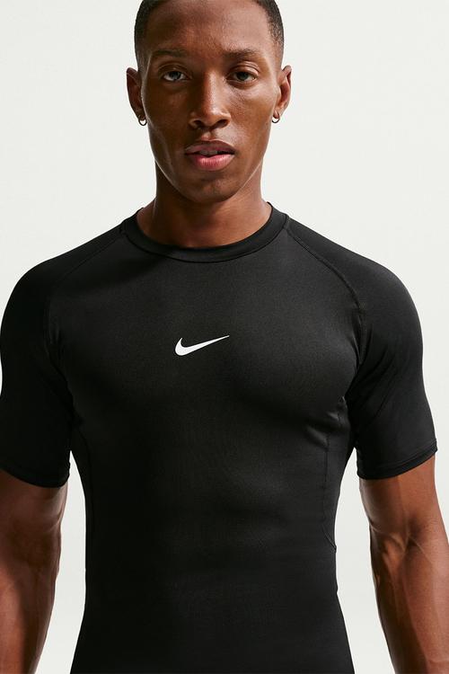 Nike Pro Dri-FIT Tight short-sleeve fitness top - black