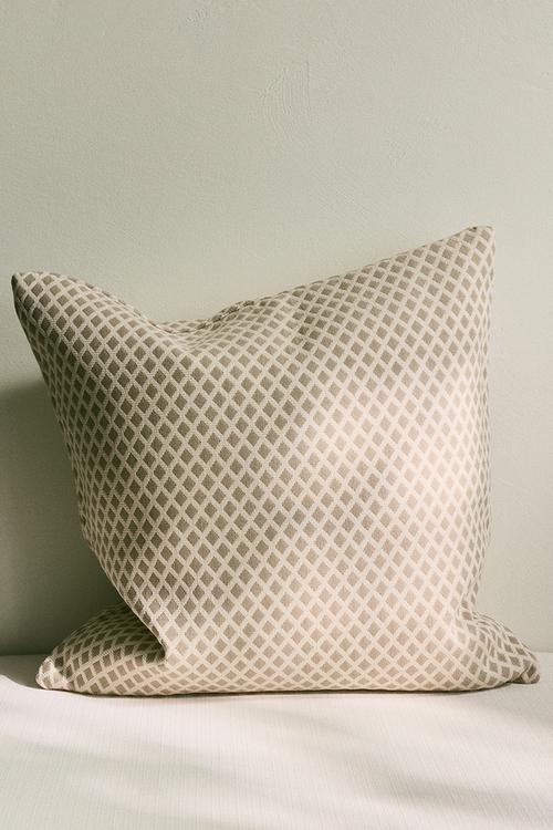 Outdoor cushion cover - light beige/patterned