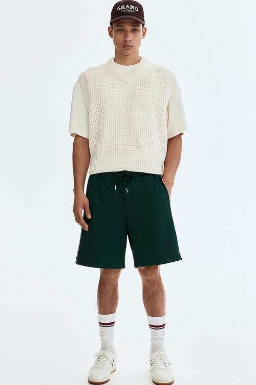 Relaxed fit shorts - green/white