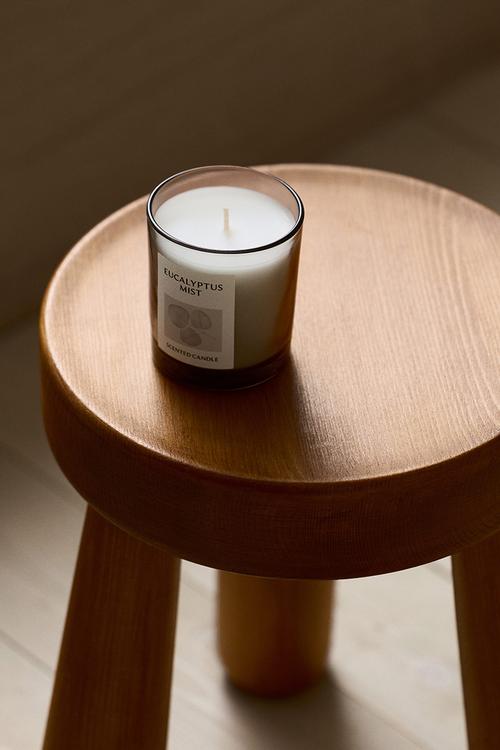 Scented candle in a glass holder - eucalyptus mist