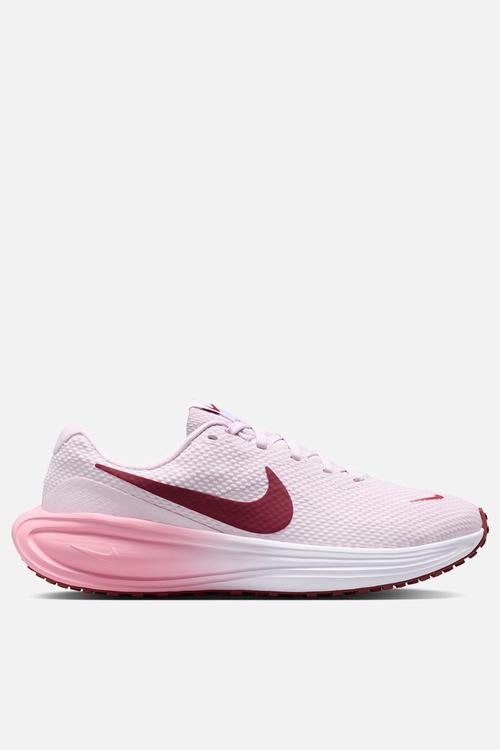 Nike Revolution 8