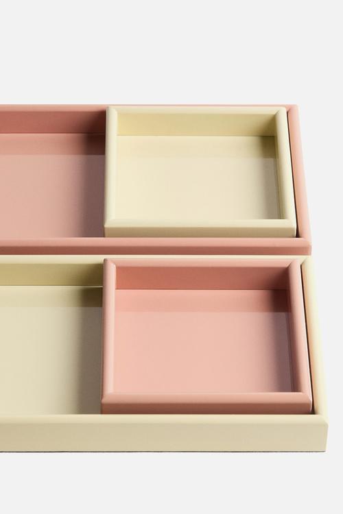 Square tray - pink