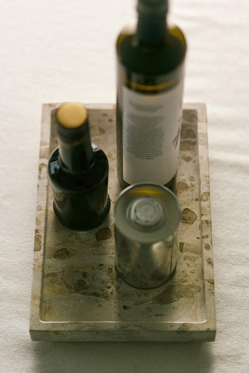 Marble serving tray - light beige/marbled