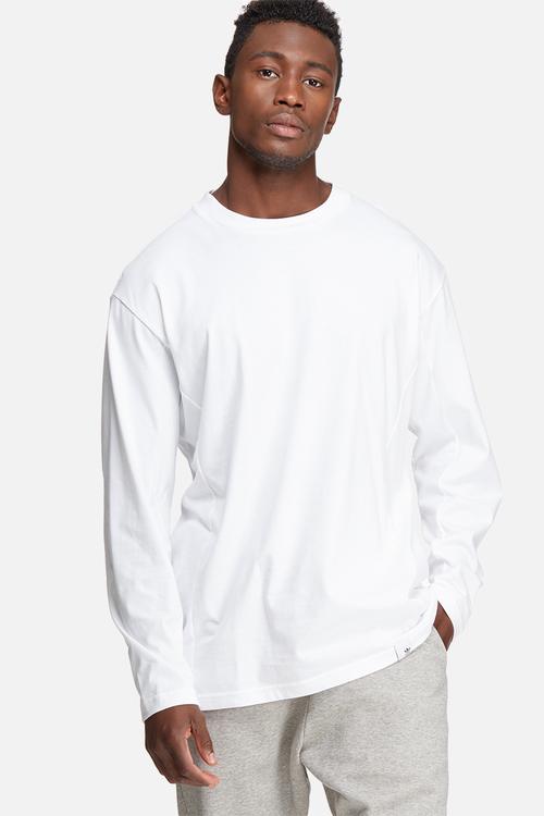 X by O tee