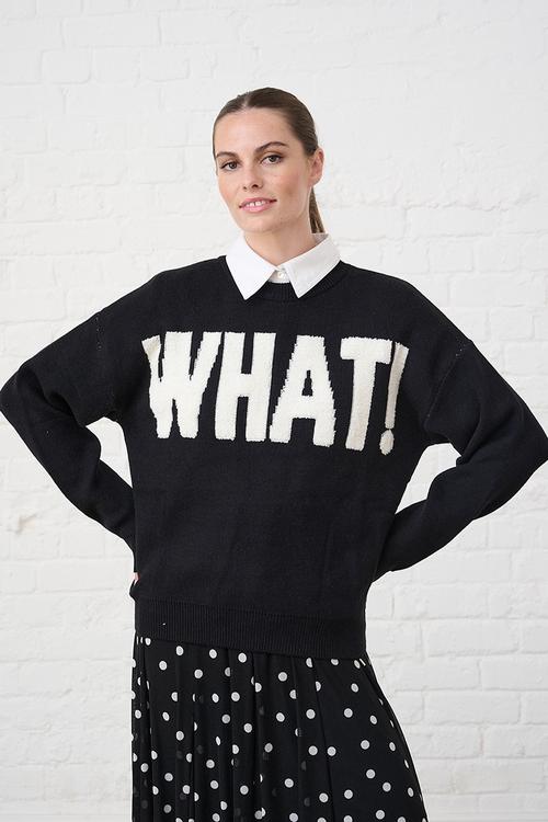 Essential Jumper in Textured What - Black