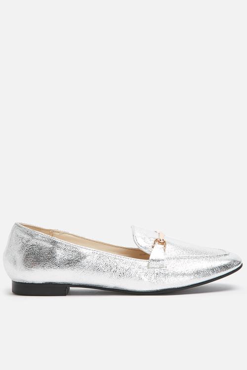 Metallic loafer