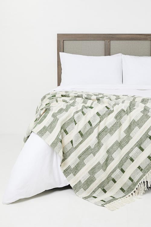 Cotton Geo Tufted Woven Throw - Olive