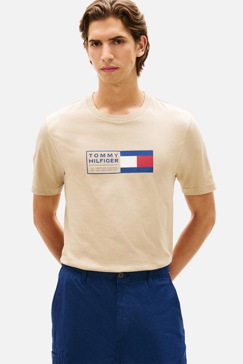 BRAND LOVE TEXT BOX TEE - Sandalwood