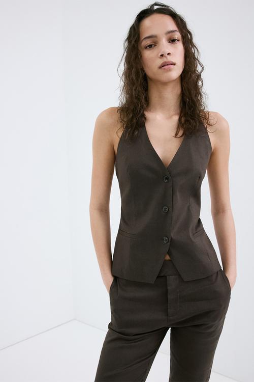 Vest petunia - dark brown