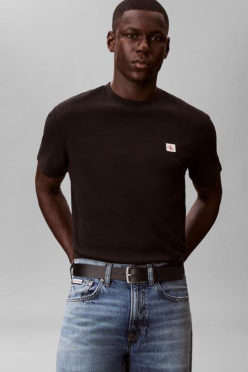 SS WAFFLE BADGE CREWNK TEE - Black