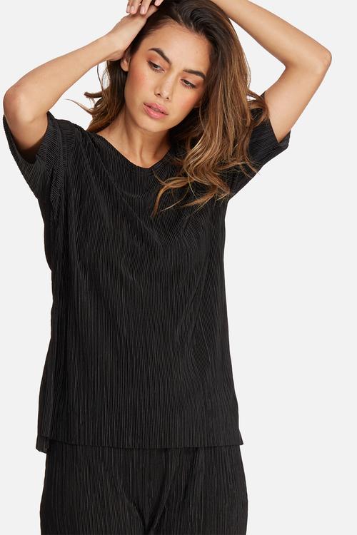 Plissé dip back top