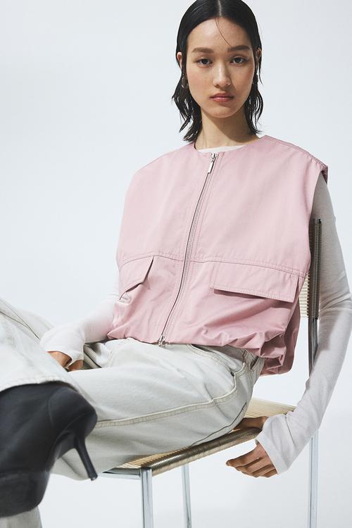 Bubble-hem gilet - light pink