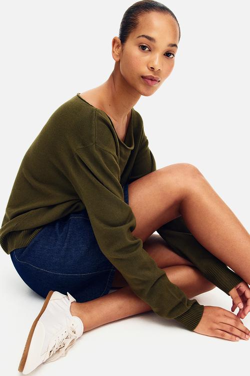 Off-the-shoulder jumper - olive green