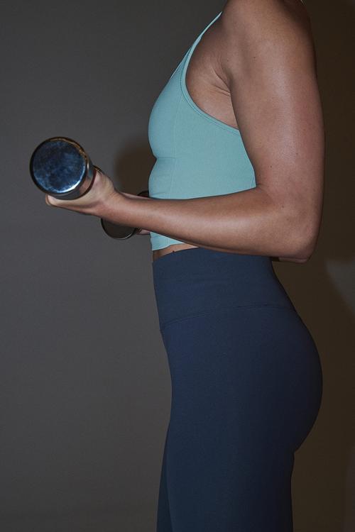 Seamless sports top with drymove - light turquoise