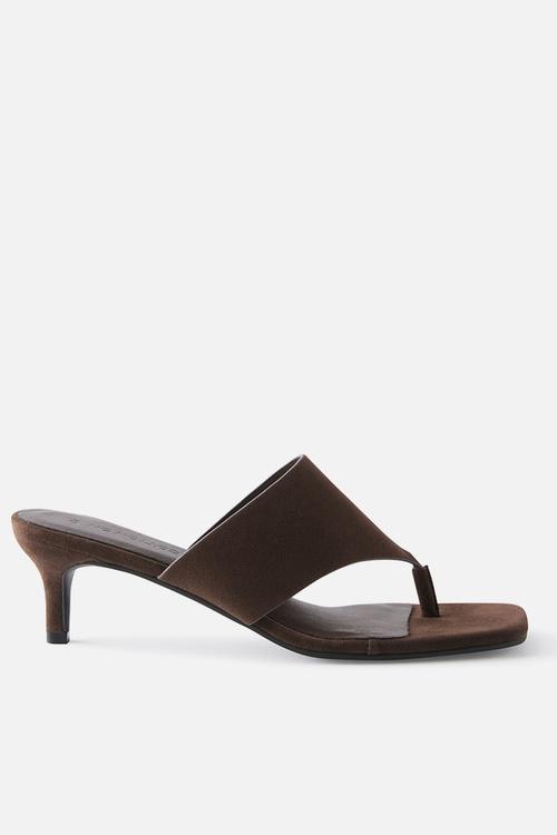 Bobbie Kitten Heel - Choc Nubuck