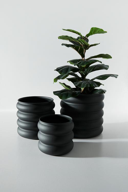 Rib metal planter set of 3 - Black