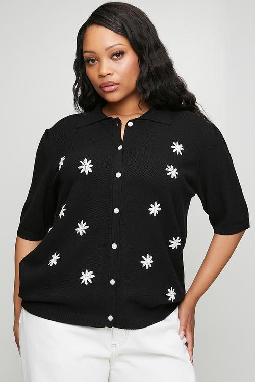 Plus Scalloped Collar Daisy Knit  - Black Daisy