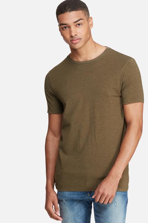 Muscle fit tee