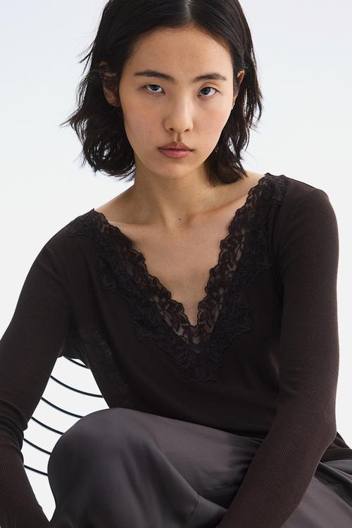 Lace-trimmed top - dark brown