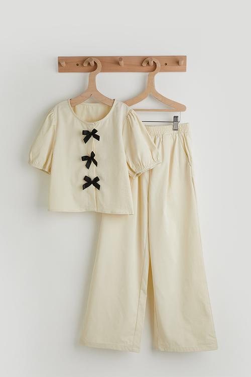 Blouse & pants - cream & black