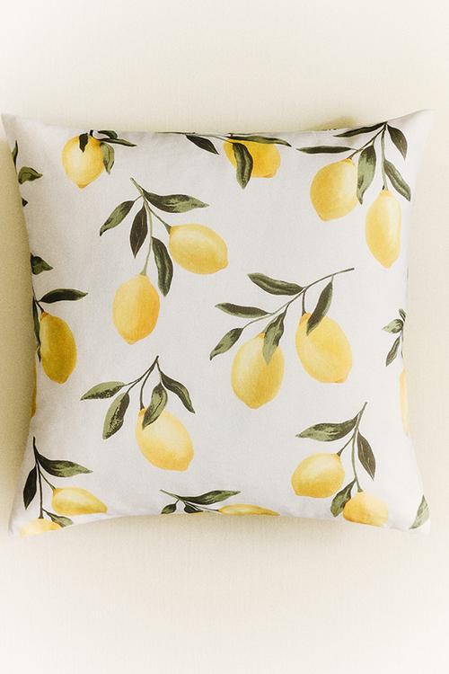 Patterned cushion cover - light beige/oranges