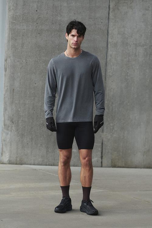 Short running tights with drymove™ - black