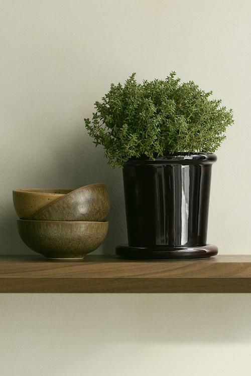 Extra-small stoneware plant pot with saucer - dark brown