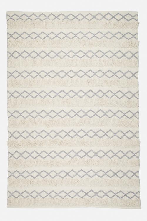Hexagon knotted rug