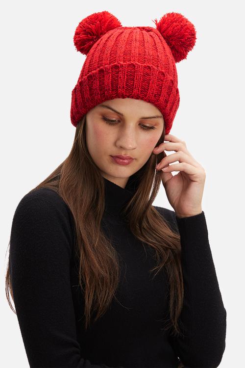 Pom pom beanie