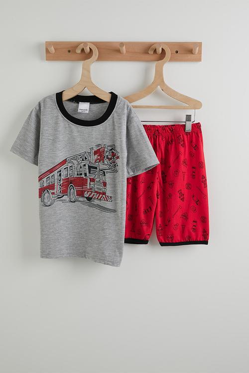 Graphic tee and aop shorts - grey/red