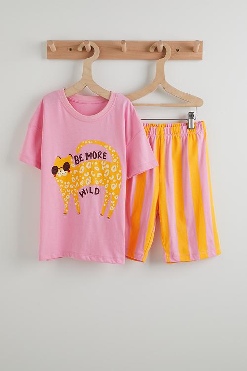 Graphic tee with shorts - pink & orange