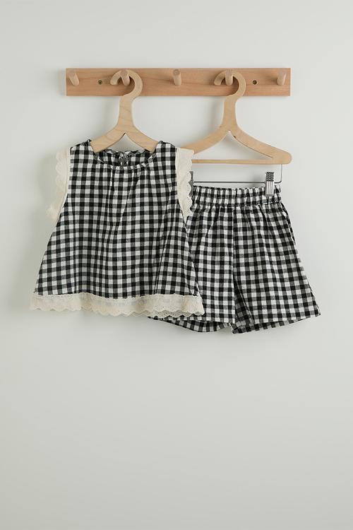 Check a-line top and shorts - black