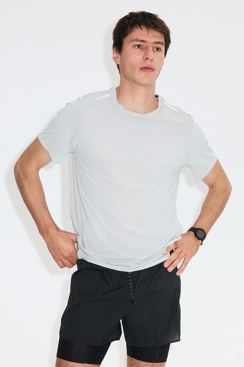Lightweight cooling running t-shirt  - light dusty green